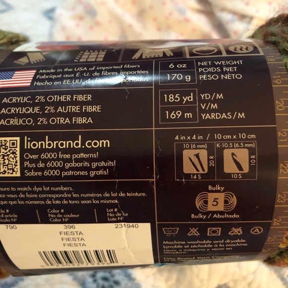 Homespun Yarn - Fiesta - Picture 7 of 7